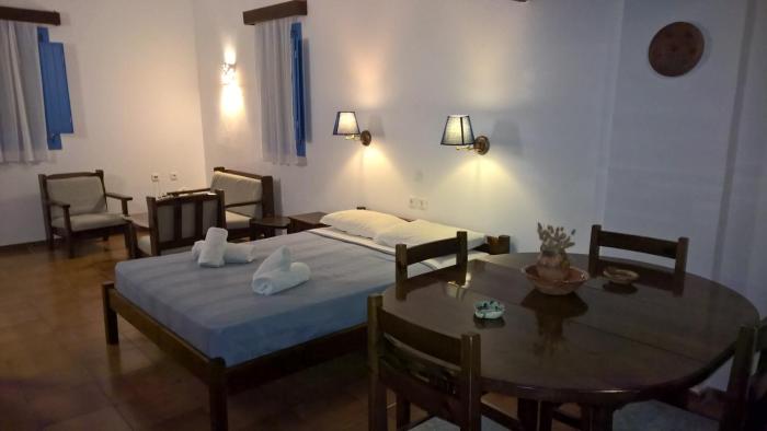 laokasti villas and restaurant