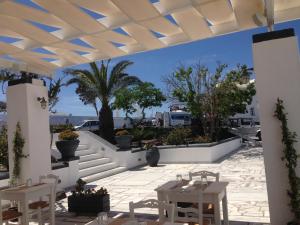 laokasti villas and restaurant