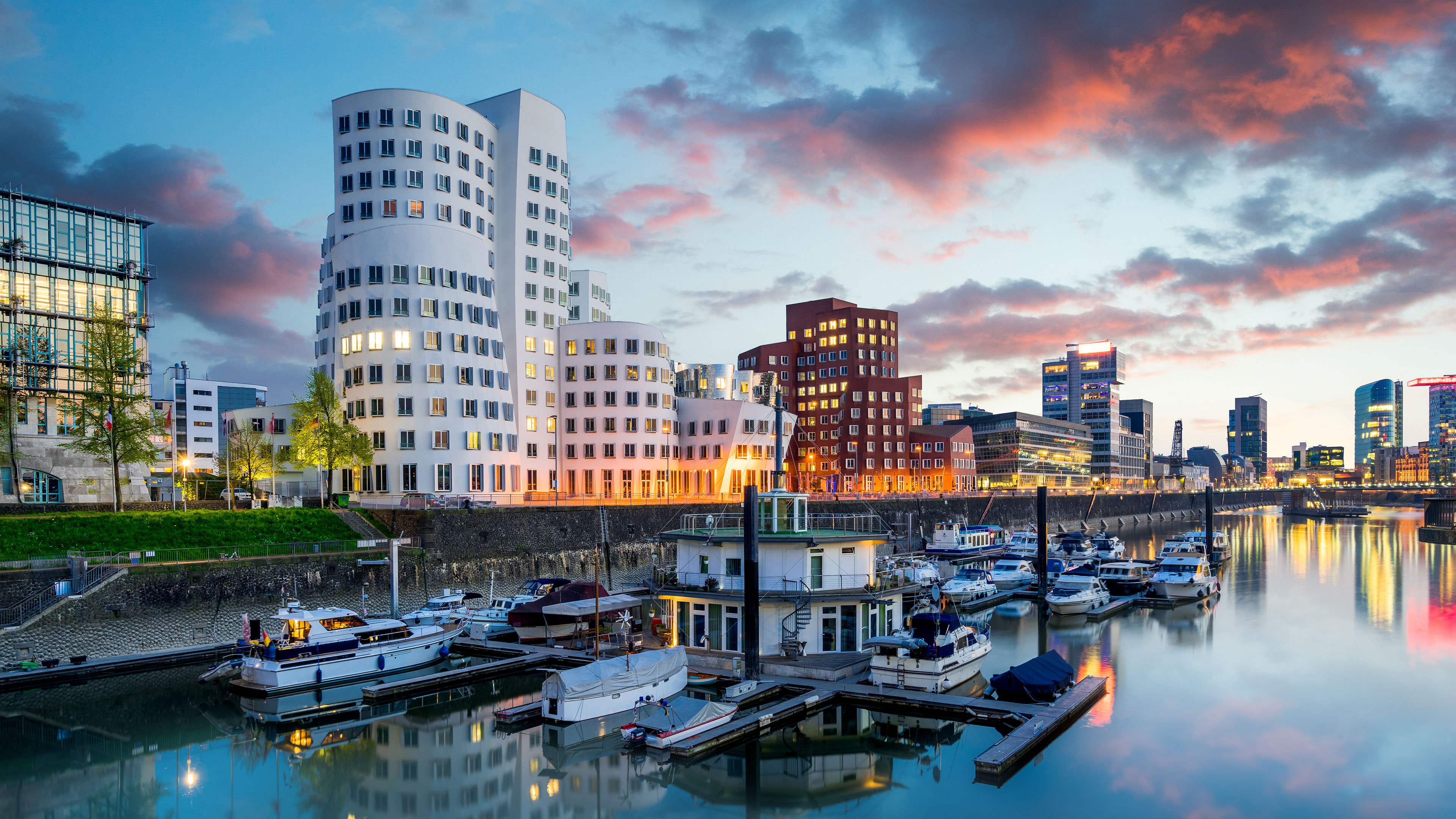 holiday inn express duesseldorf city nord by ihg