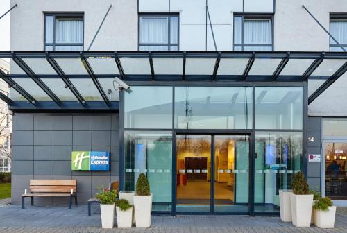 holiday inn express duesseldorf city nord by ihg