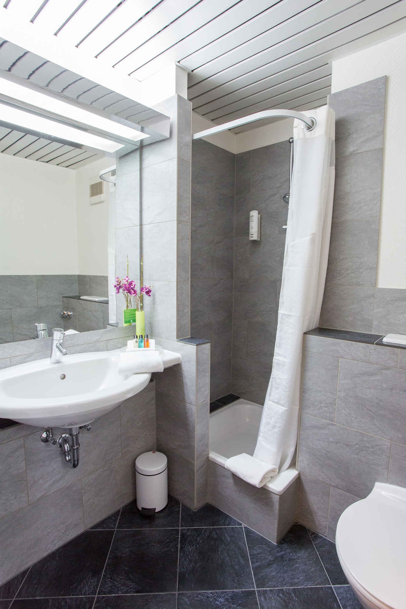 holiday inn dusseldorf neuss by ihg