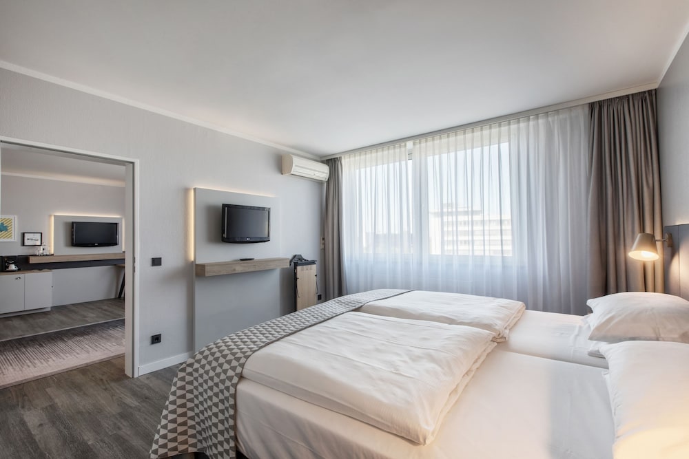 holiday inn dusseldorf neuss by ihg