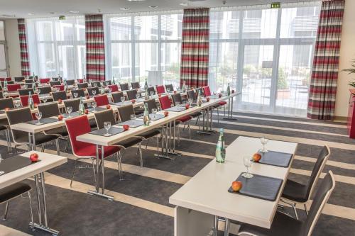 holiday inn dusseldorf neuss by ihg