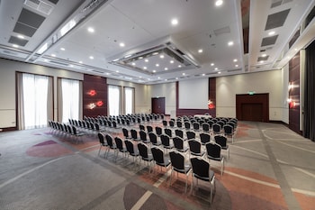 crowne plaza dusseldorf neuss by ihg