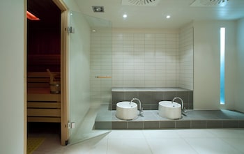 crowne plaza dusseldorf neuss by ihg
