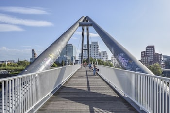crowne plaza dusseldorf neuss by ihg