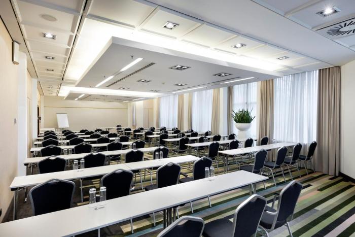 crowne plaza dusseldorf neuss by ihg