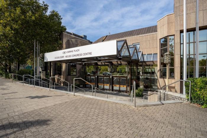 crowne plaza dusseldorf neuss by ihg