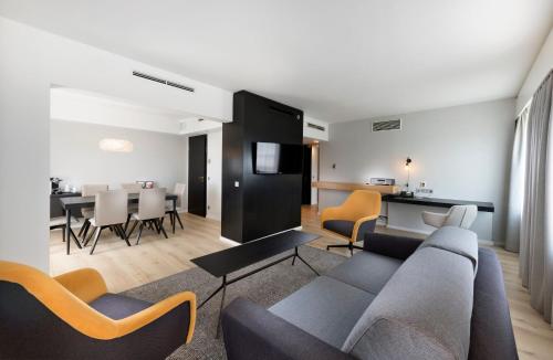 crowne plaza dusseldorf neuss by ihg