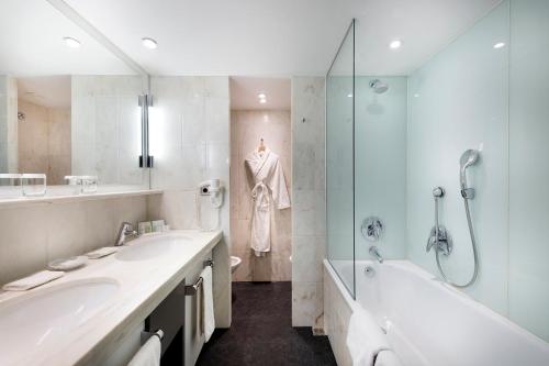 crowne plaza dusseldorf neuss by ihg