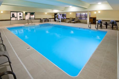 courtyard by marriott indianapolis at the capitol