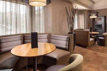 courtyard by marriott indianapolis at the capitol