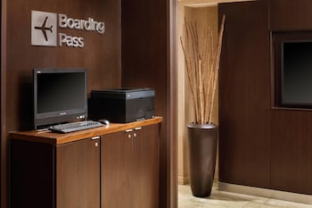 courtyard by marriott indianapolis at the capitol