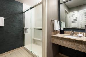 courtyard by marriott indianapolis at the capitol