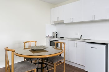 the summit apartments