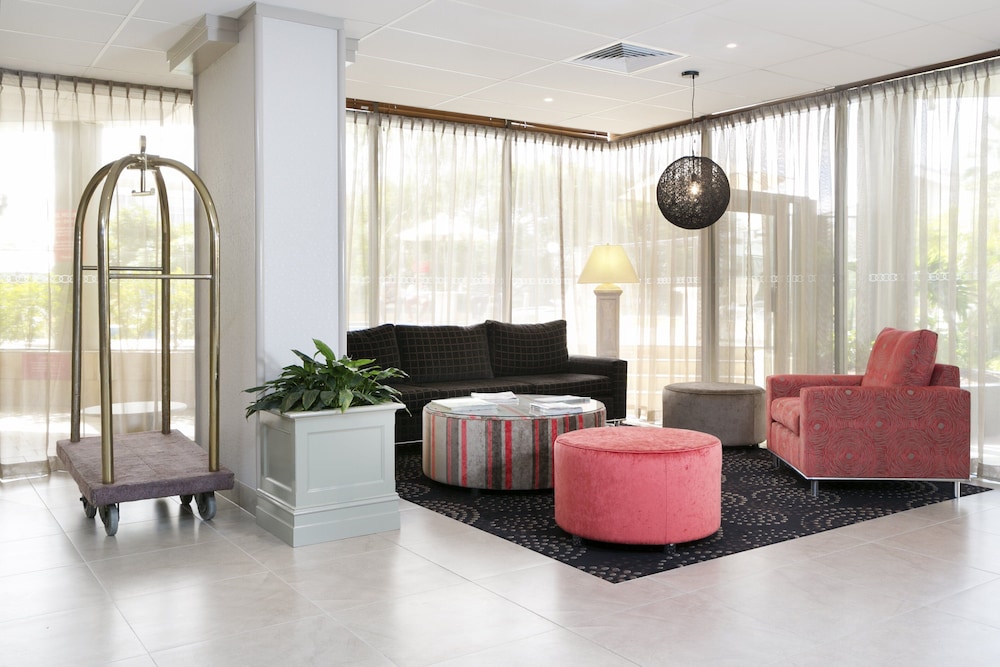 the summit apartments