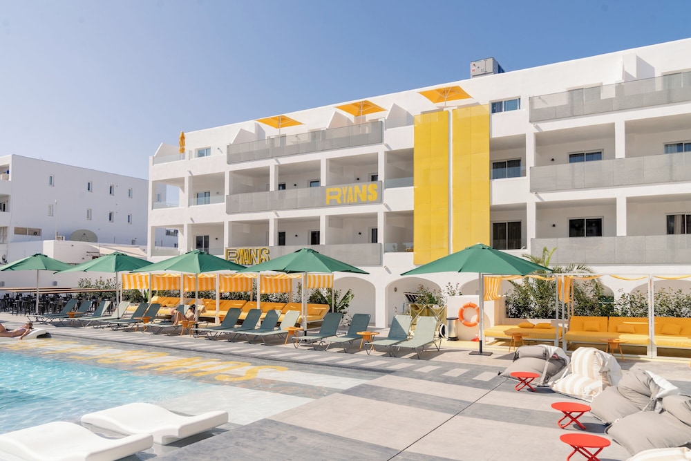 ryans lolas only adults