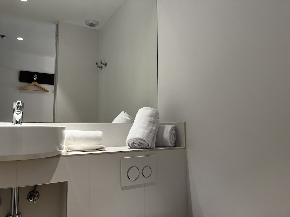 easyhotel madrid centro atocha