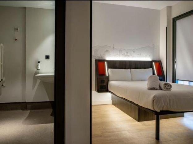 easyhotel madrid centro atocha