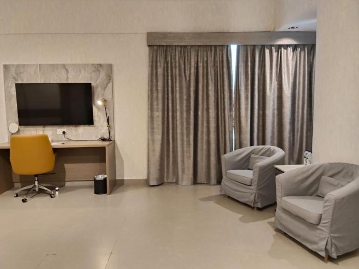 best western plus dubai academic city