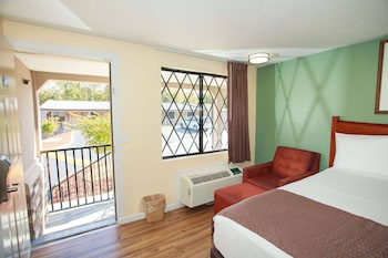 travelodge by wyndham macon west