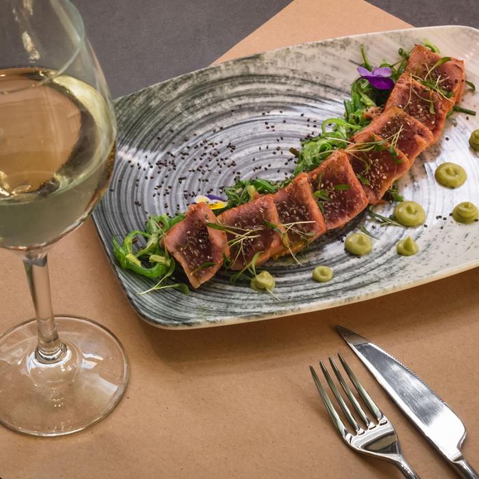 praxitelous luxury suites