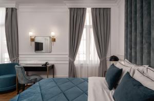 praxitelous luxury suites