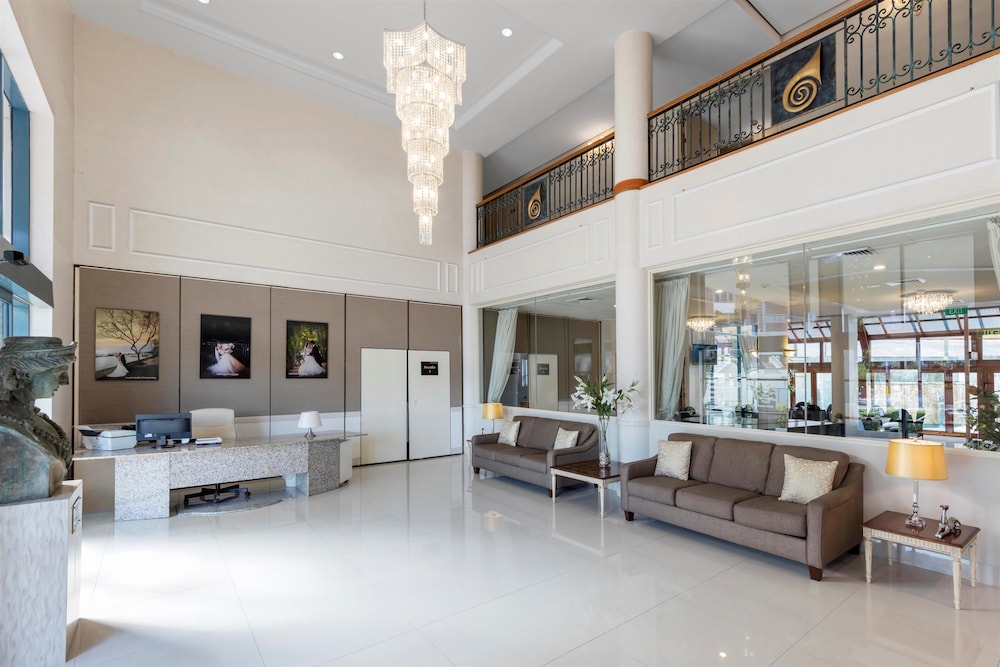 hotel diana woolloongabba