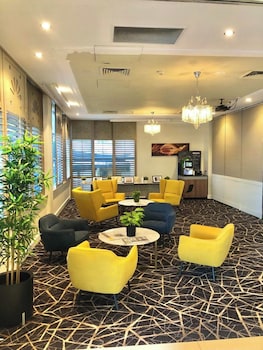 hotel diana woolloongabba