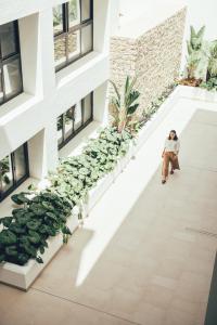 Cala Lanuza Suites,,4 star