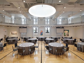 21c museum hotel st louis