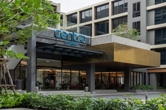 centra by centara hotel bangkok phra nakhon