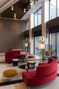 centra by centara hotel bangkok phra nakhon