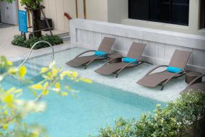 centra by centara hotel bangkok phra nakhon
