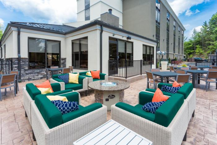 holiday inn boone university area by ihg