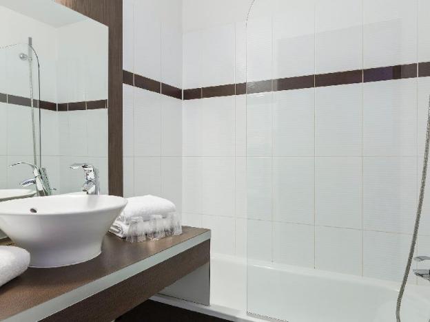 ibis styles massy opera