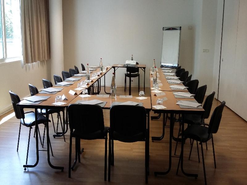 ibis styles massy opera