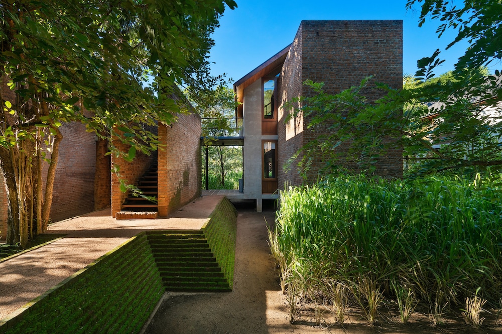 taru villas maia habarana