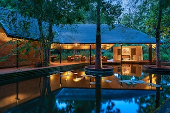 taru villas maia habarana