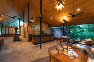 taru villas maia habarana
