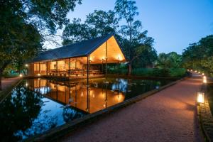 taru villas maia habarana