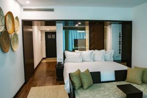 eurobuilding hotel and suites lecheria