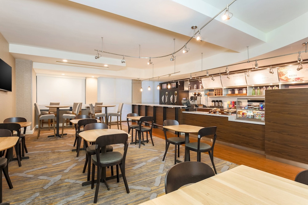 courtyard by marriott pittsburgh downtown