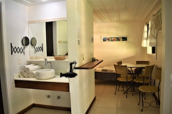hibiscus beach pousada
