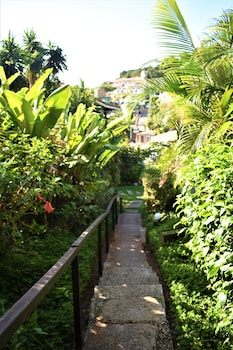 hibiscus beach pousada