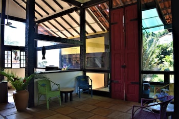 hibiscus beach pousada