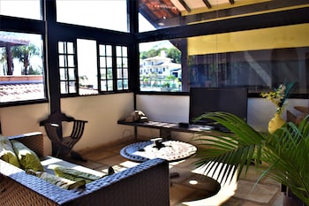 hibiscus beach pousada