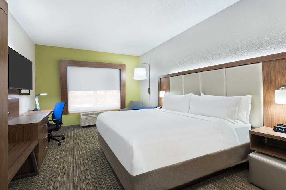 holiday inn express and suites columbus airport