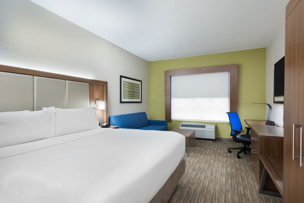 holiday inn express and suites columbus airport