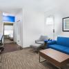 holiday inn express and suites columbus airport